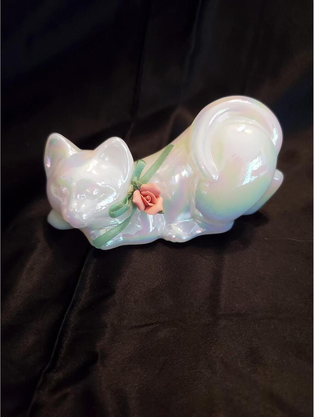Fenton Opal Iridescent Cat